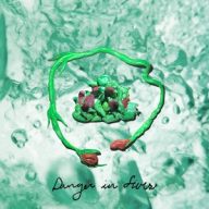 Wombo - Danger In Fives Magnókazetta